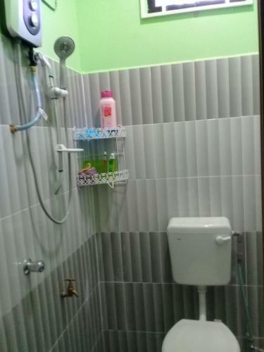 Mirza Homestay Marang