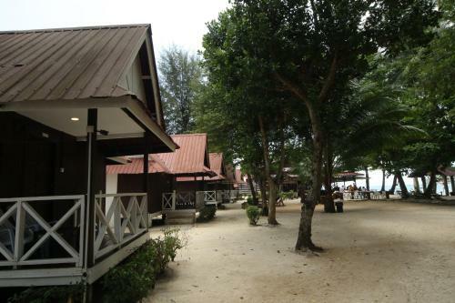The Barat Perhentian