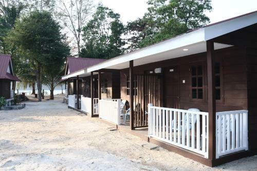 The Barat Perhentian