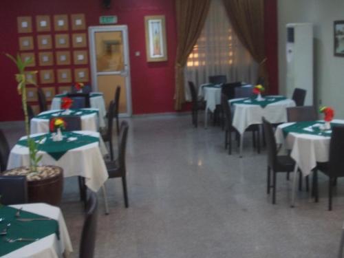 Conference Hotel & Suites Ijebu