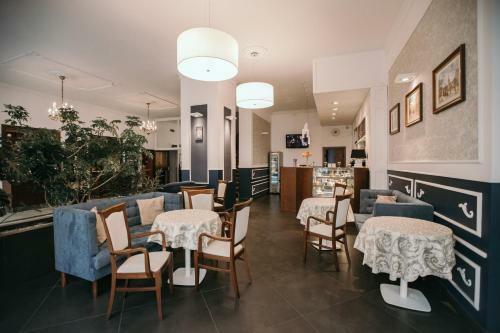 Bed & Breakfast Bristol Economy