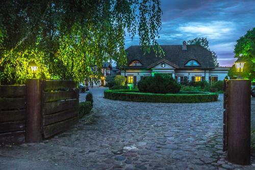 Hostal Dworek Nad Pilic?