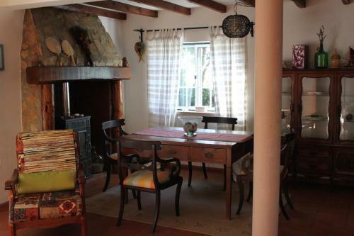 Av� Das Bolachas House
