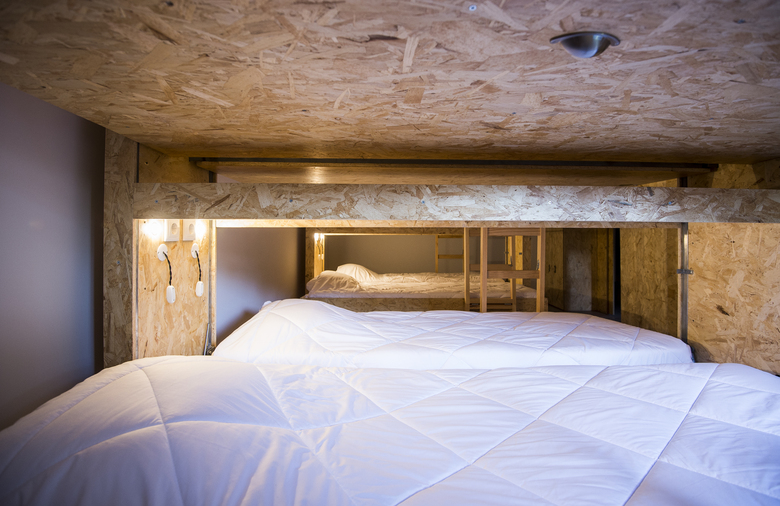 Des Arts Hostel And Suites