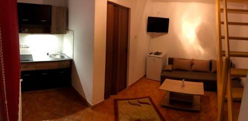 Apartamento Pet?fi Motel