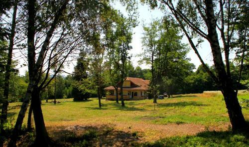 Dobrica Hunting Lodge