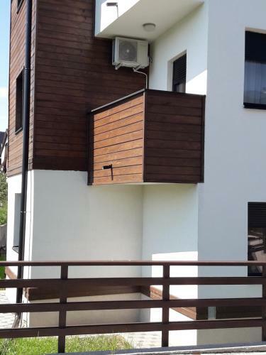Apartman Zlatna Ru?a