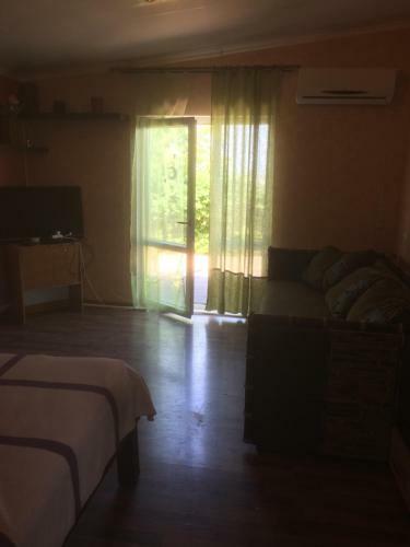 Hostal Guest House Liza