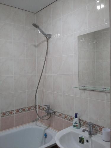 Apartment On Leninskiy Komsomol Ave