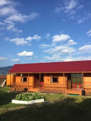 Hostal Guest House Altai Yard ???????? ??? ????????? ??????