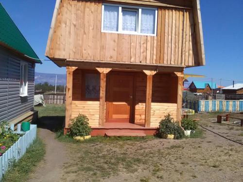 Hostal Guest House On Ulitsa Baikalskaia 81