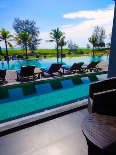 Hotel Away Phuket Le Coral