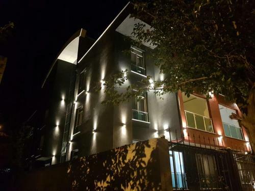 Doctor House Hotel