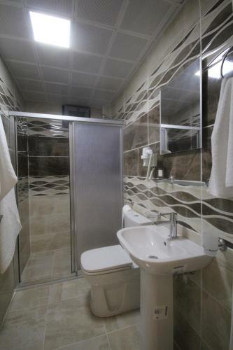 Apartamento Zara Palas Otel