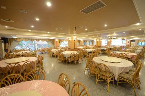 Dongpo Ti Lun Hotel