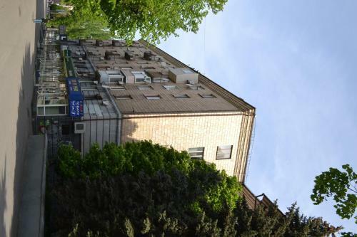 2 Rooms Apartment On Soborny Avenue 182. Luxury Class. Centre
