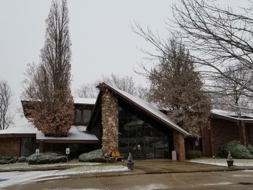 Hotel Riverbank Lodge