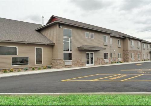 Hotel Canby Inn And Suites