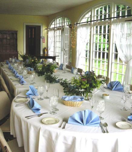Centennial House Bed And Breakfast