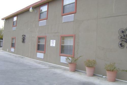 Motel Camino Real Hotel