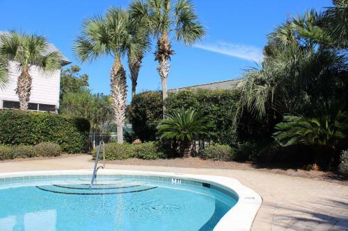 Cassine Gardens #271 Townhouse