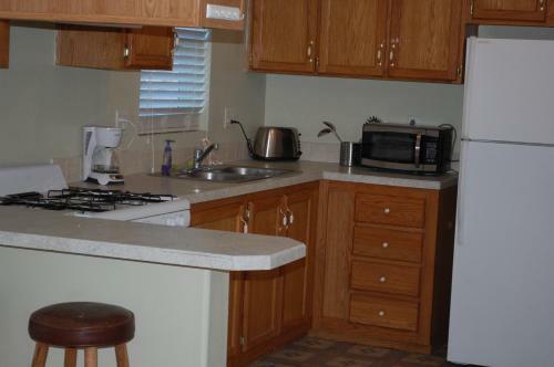 Olancha Rv Park And Motel