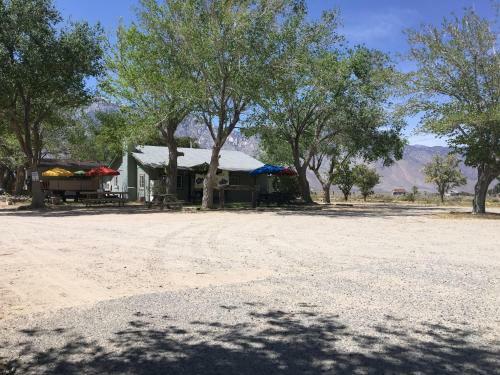 Olancha Rv Park And Motel