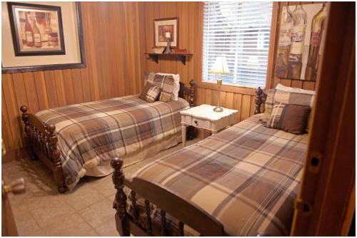 Pine Mountain Club Chalets
