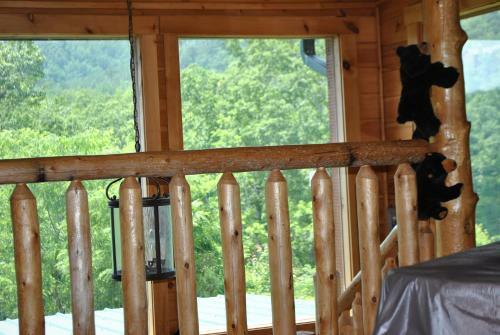 Far Horizon Cabin