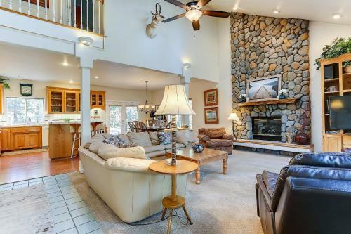 2 Dixie Mt-ac-hot Tub-4br/3ba