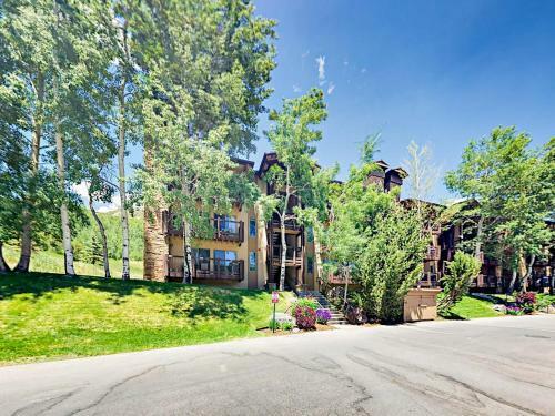Apartamento 35 Upper Woodbridge Rd Condo Unit 19ef