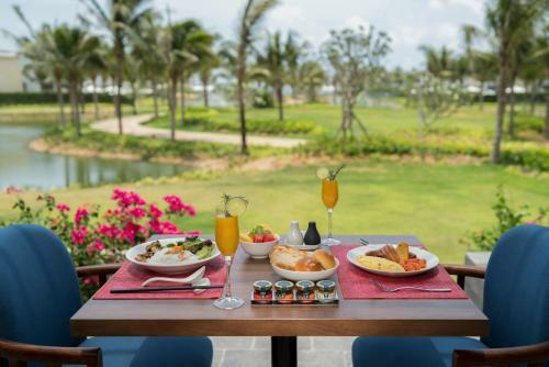 Hotel Melia Ho Tram Beach Resort