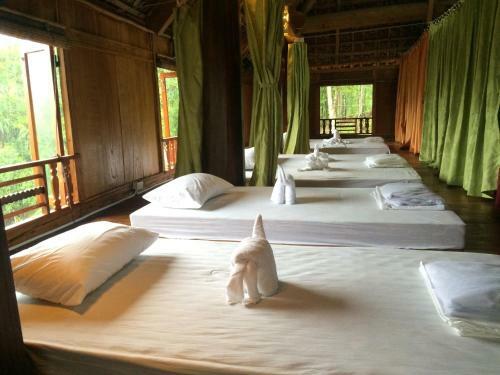 Lodge Mai Chau Palm House