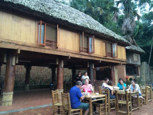 Lodge Mai Chau Palm House