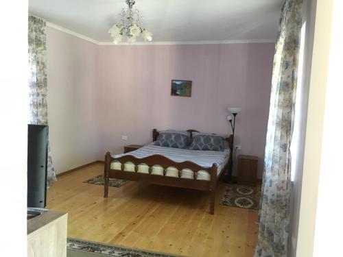 Hostal Guest House On Shakirbay 11
