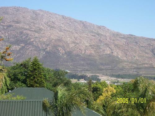 Hostal Berg En Dal Guesthouse