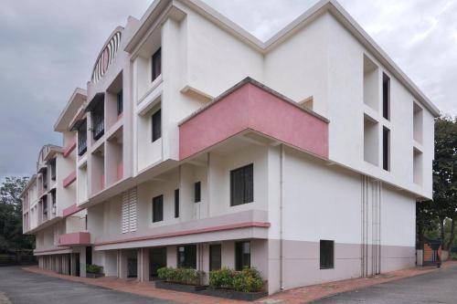 Apartamentos Pool-view Studio Home In Margao, Goa