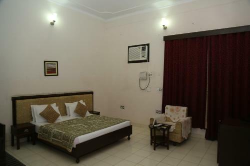 Hotel Gulmohar Sariska Resort