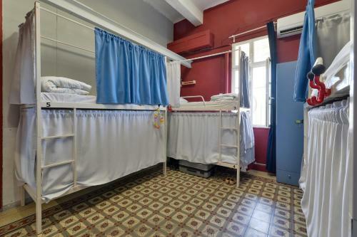 Roger�s Hostel Tel Aviv (Age 18-45)