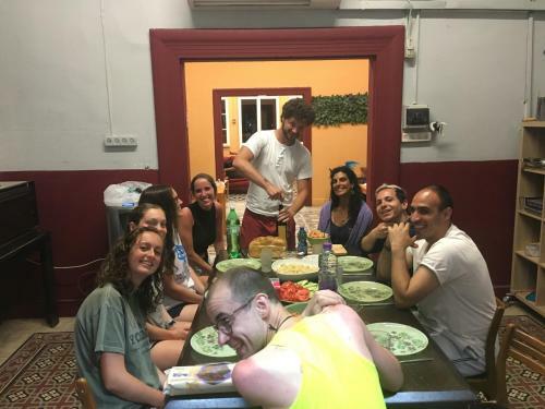 Roger�s Hostel Tel Aviv (Age 18-45)