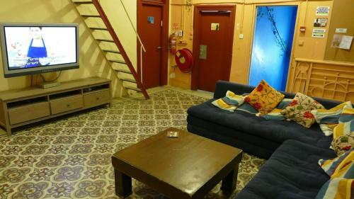 Roger�s Hostel Tel Aviv (Age 18-45)