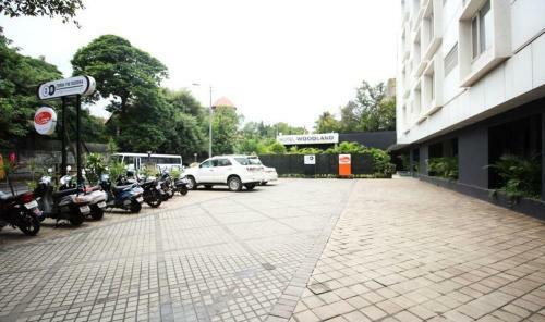 Hotel Woodland