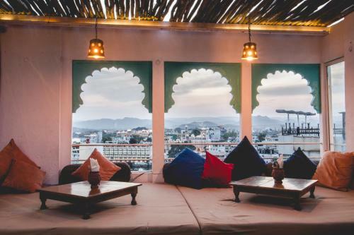 Hotel Banjara Retreat