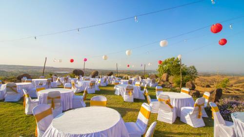 Hotel Nisarg Resort