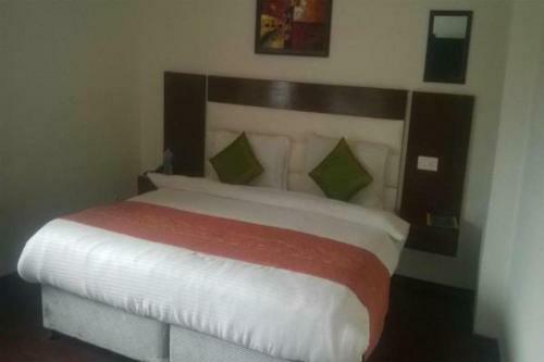 Hotel Goroomgo Lorent Mallital , Nanital