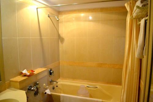 Hotel Kohinoor Samudra Beach Resort, Ratnagiri