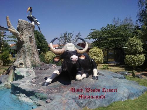 Hotel Misty Woods Resort
