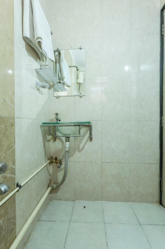 Bed & Breakfast 1 N 2 Bhk Service Apartment