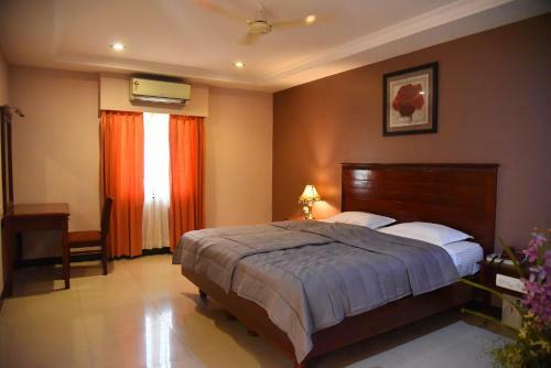 Hotel Subhalakshmi Palace