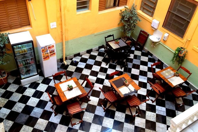 Wg Plaza Hotel